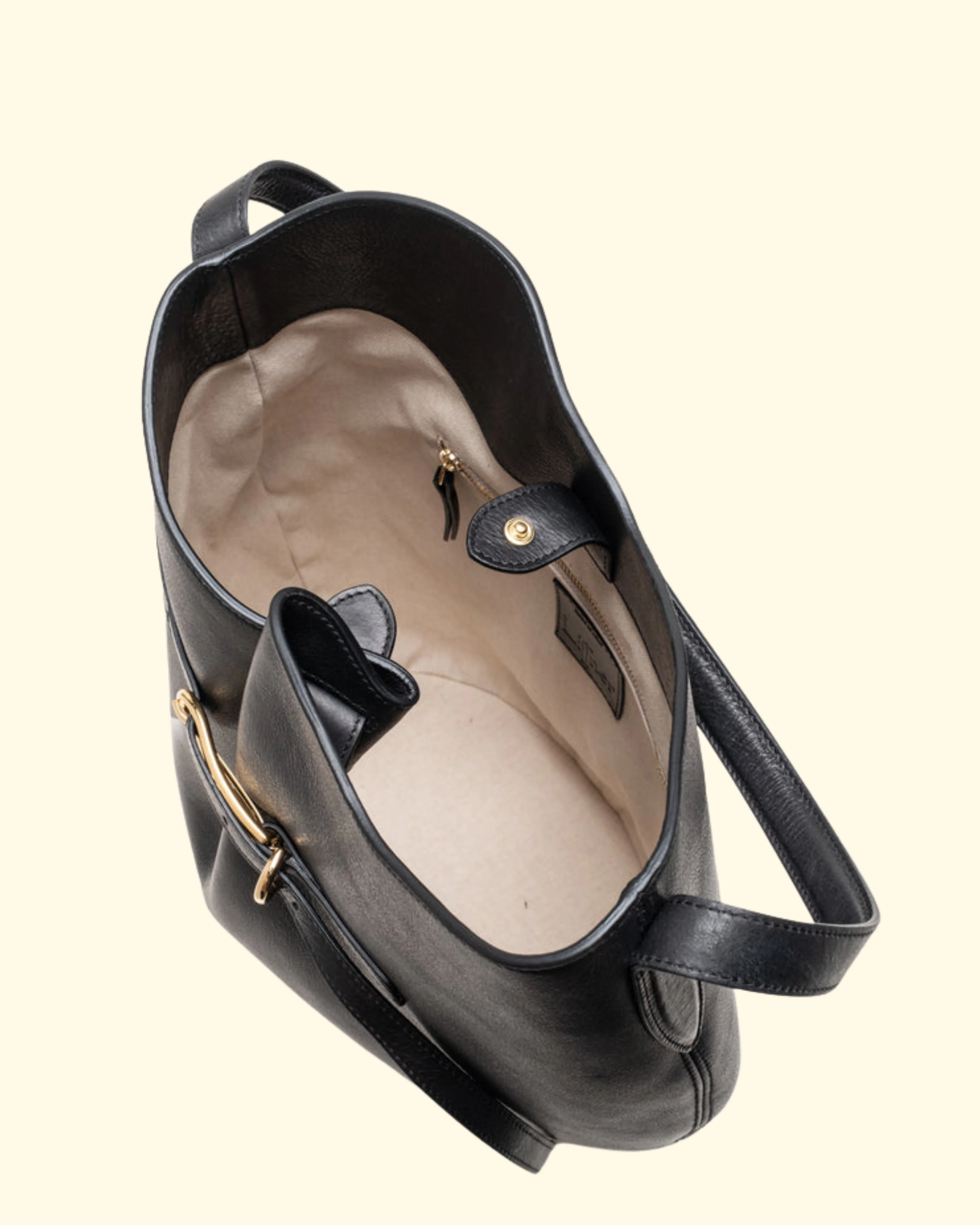 Belted Bucket Bag Large | Black Leather - Image 5
