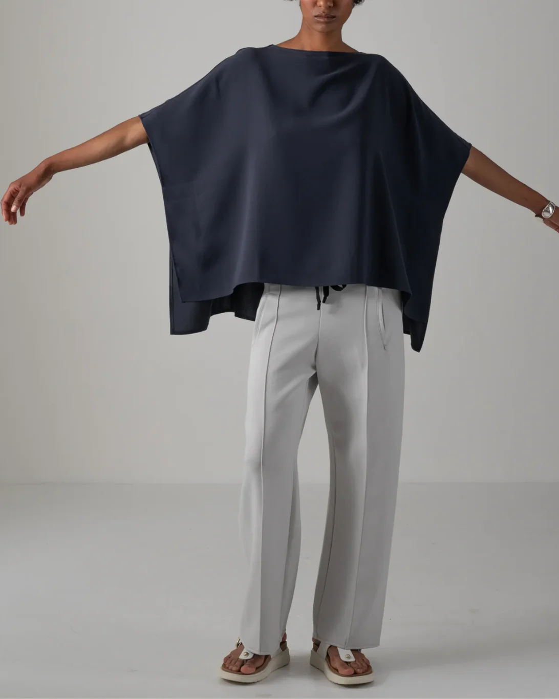 Betty Top | Dark Grey