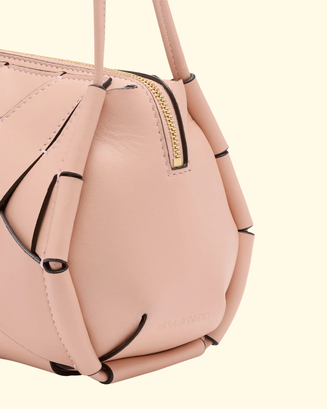 Chartlotte Camera Bag | Tulip - Image 5
