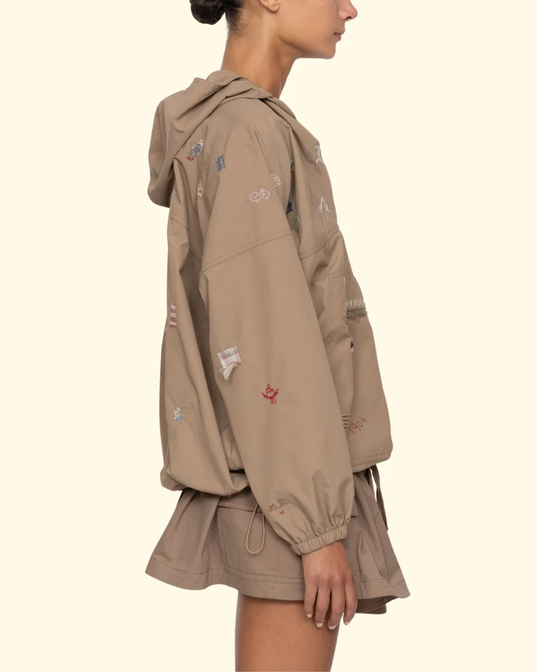 Claira Windbreaker | Stone - Image 3