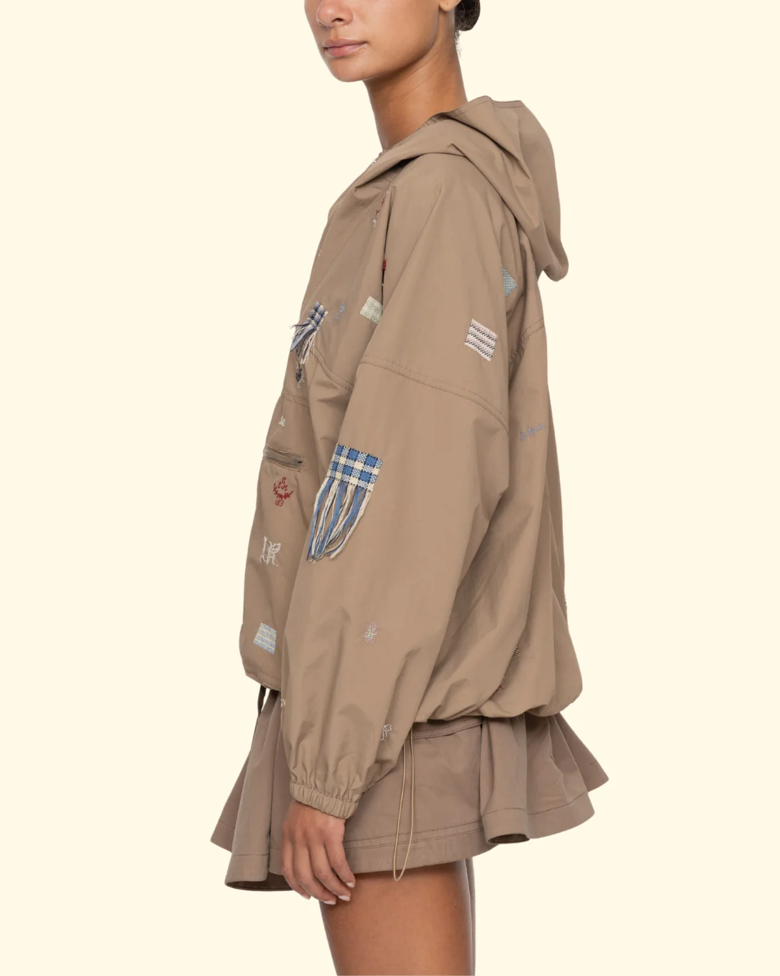 Claira Windbreaker | Stone - Image 4