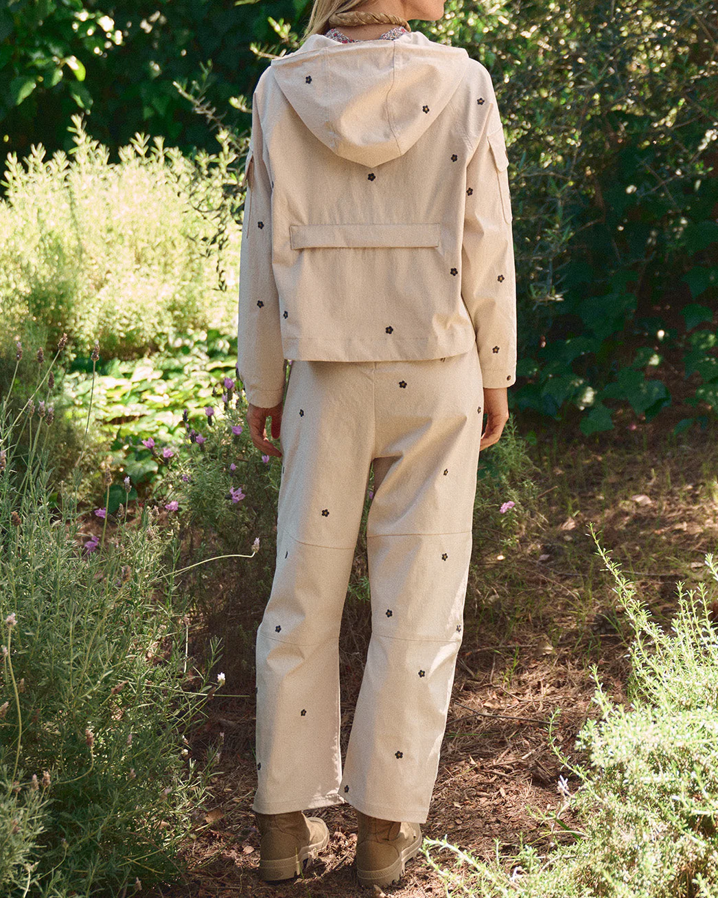 Embroidered Outpost Pant | Cream w/ Daisies - Image 3