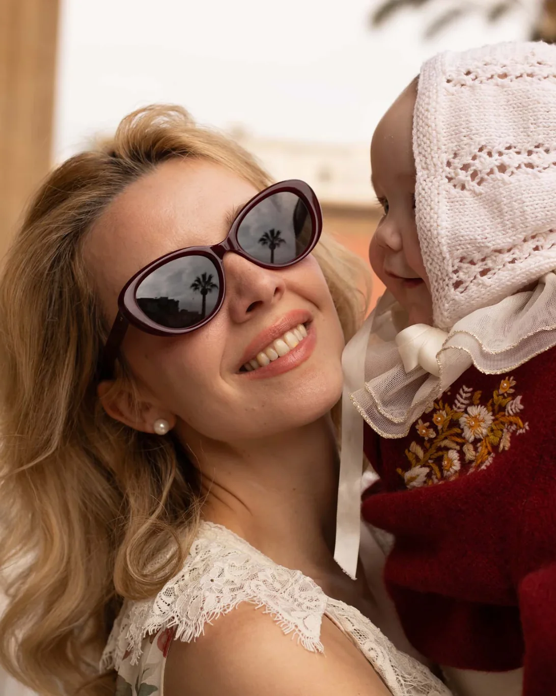 Ingénue Sunglasses | Lipstick/Dark Grey - Image 6