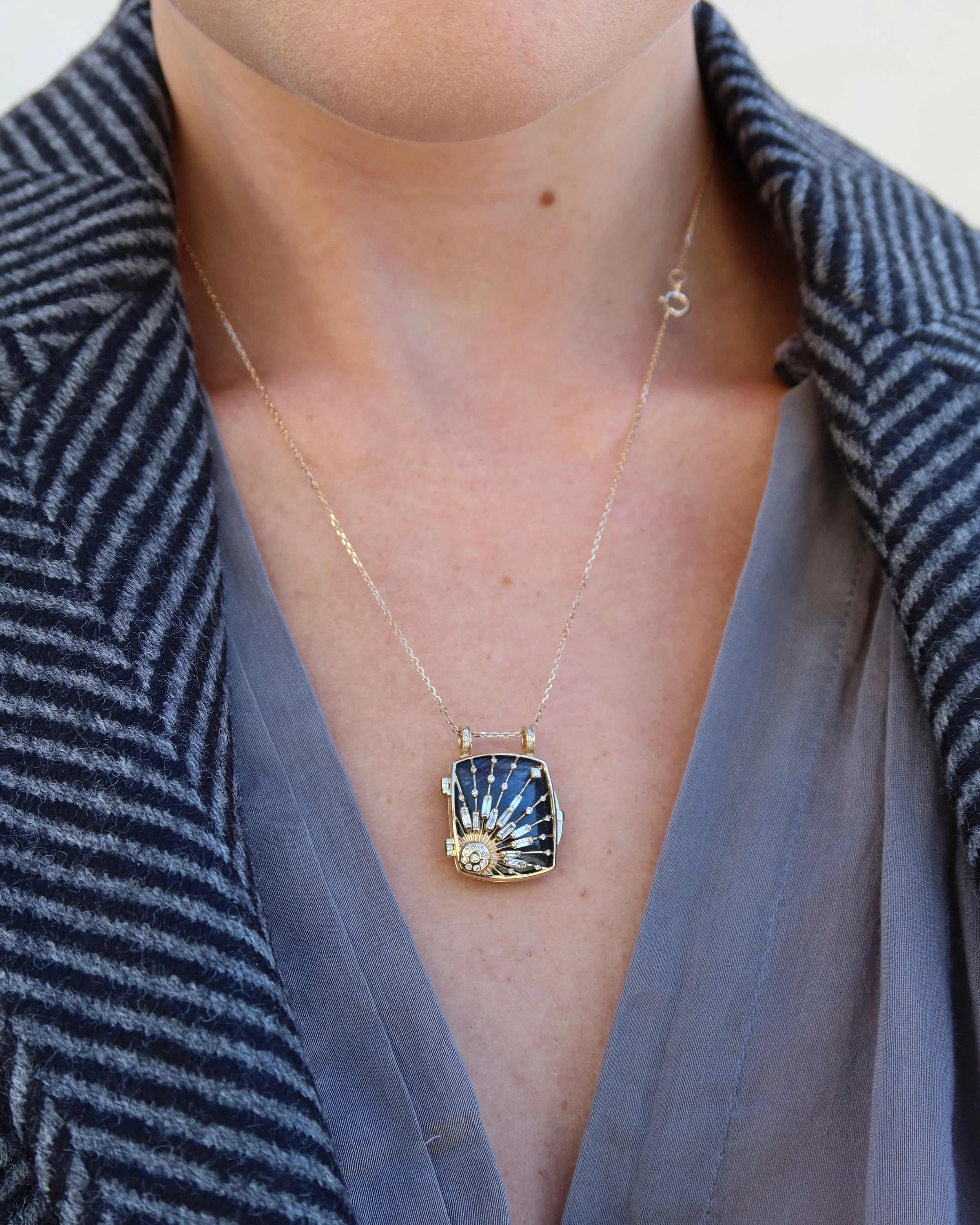 Labradorite Sun Beam Locket - Image 4