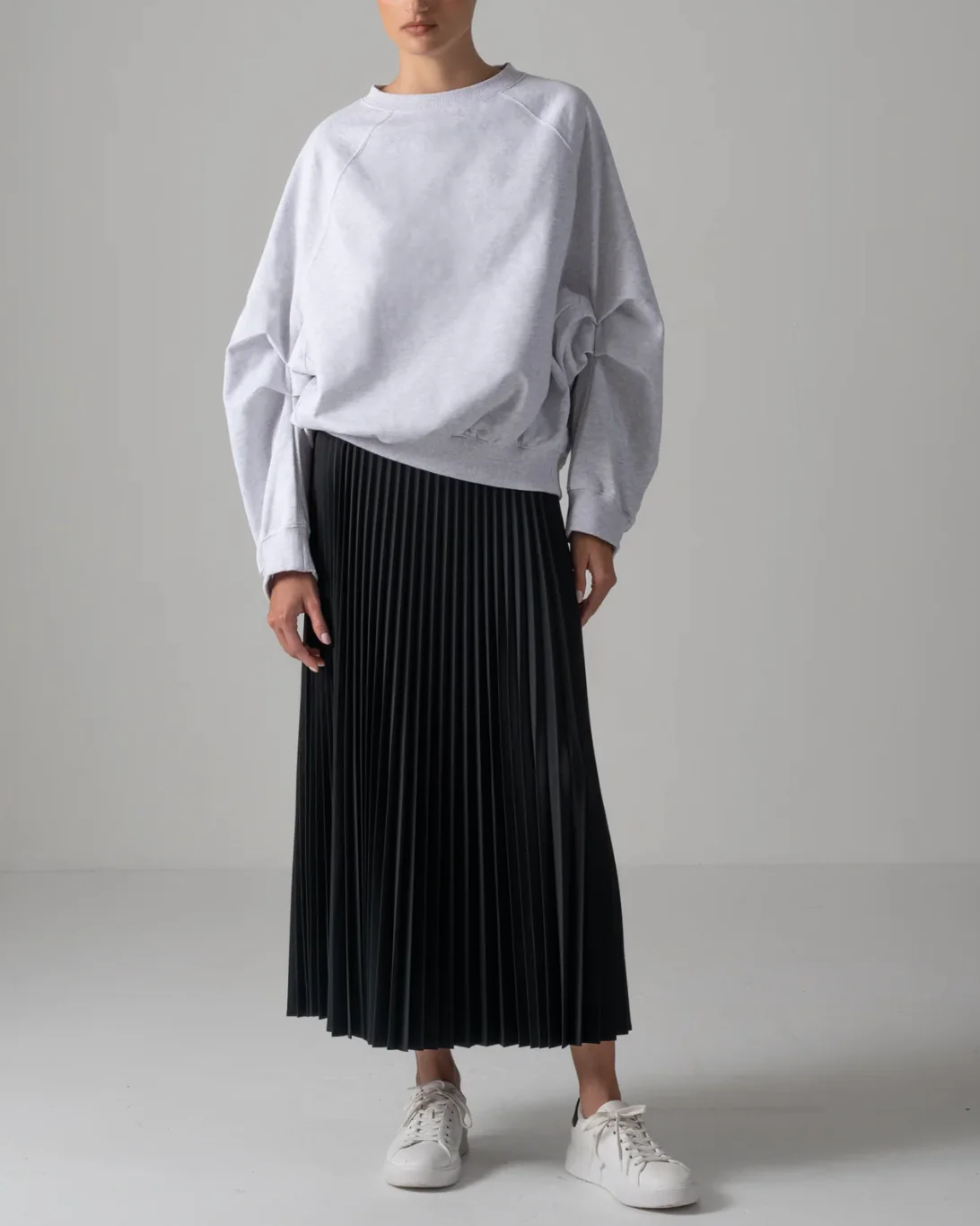 Leila Wide Cuff Sweat Shirt | Ice Grey - Image 2