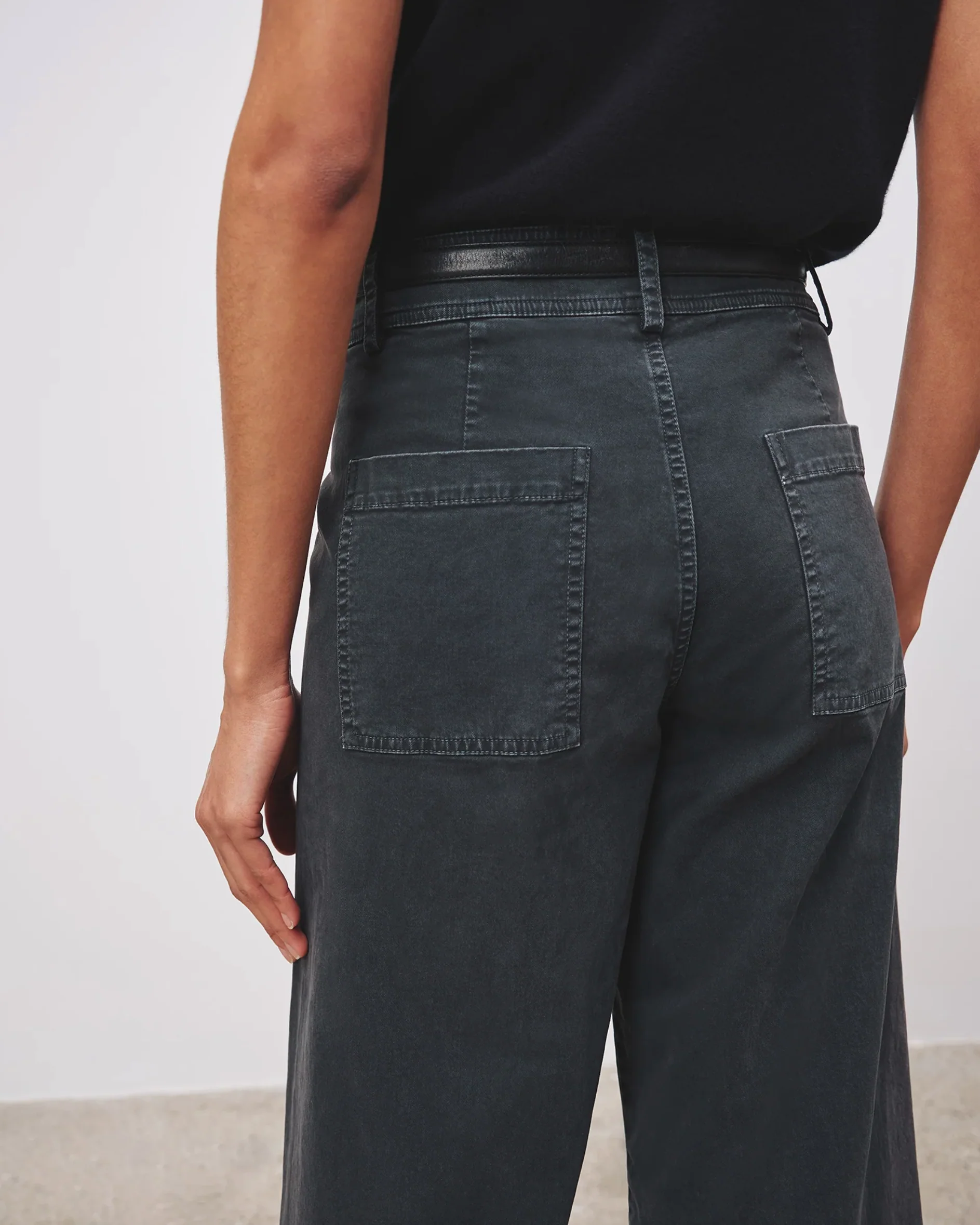 Megan Pant | Carbon - Image 3