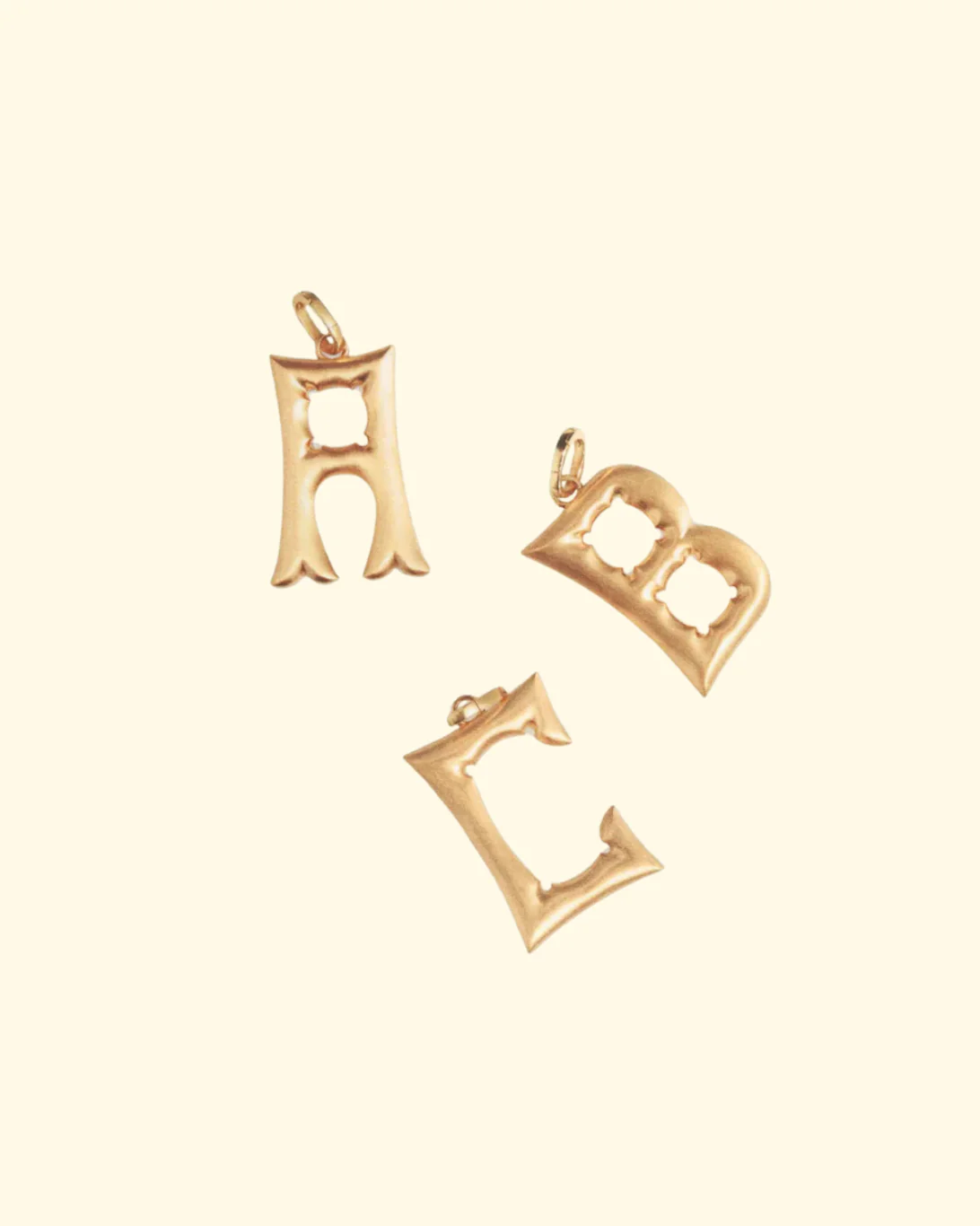 Jumbo Letter Charm | 18k Yellow Gold