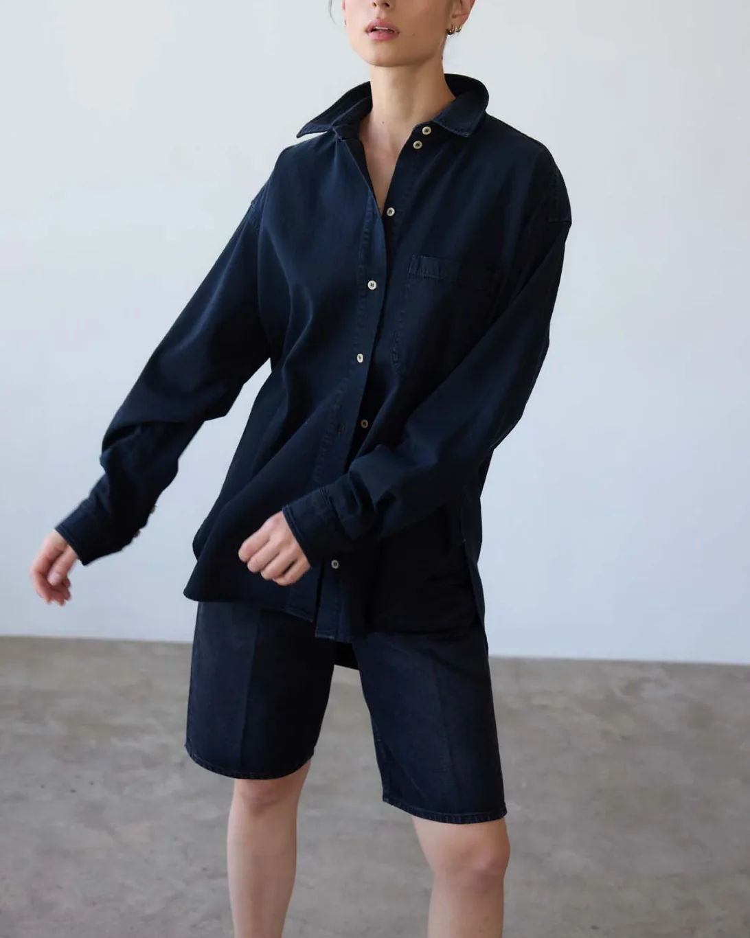 The Essential Shirt | Vintage Black - Image 3