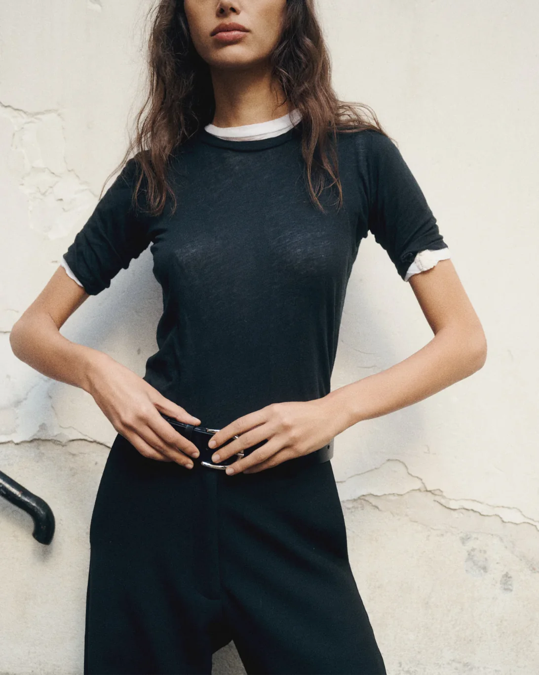 Victoria T-Shirt | Black - Image 2
