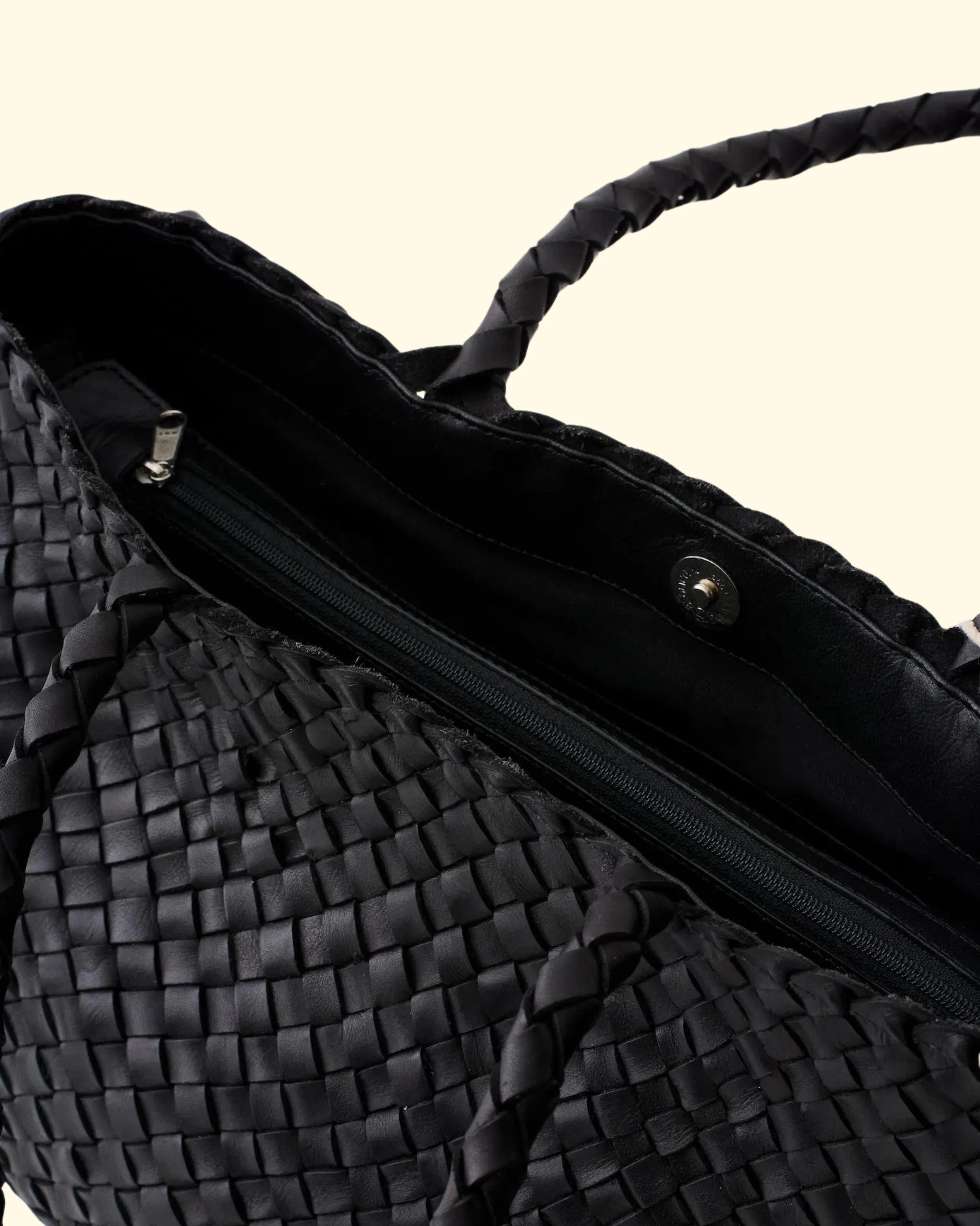Vintage Mesh Tote | Black - Image 4